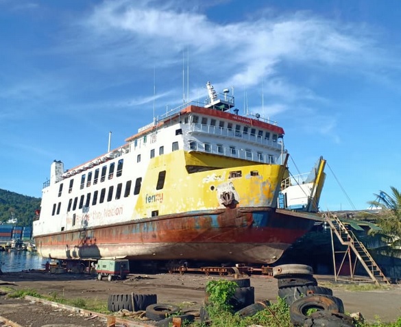 Docking Repair KMP. Porodisa milik PT ASDP Indonesia Ferry (Persero) Cabang Bitung